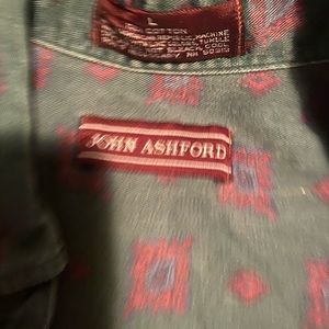 Vintage John Ashford button down size Large. Super cool Aztec print in purple.